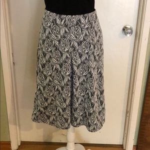 Floral Skirt by Everleigh, size M